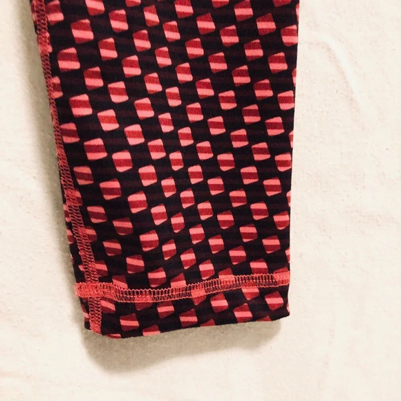 Lululemon Size 4 Wunder Under Leggings - Picture 5 of 16